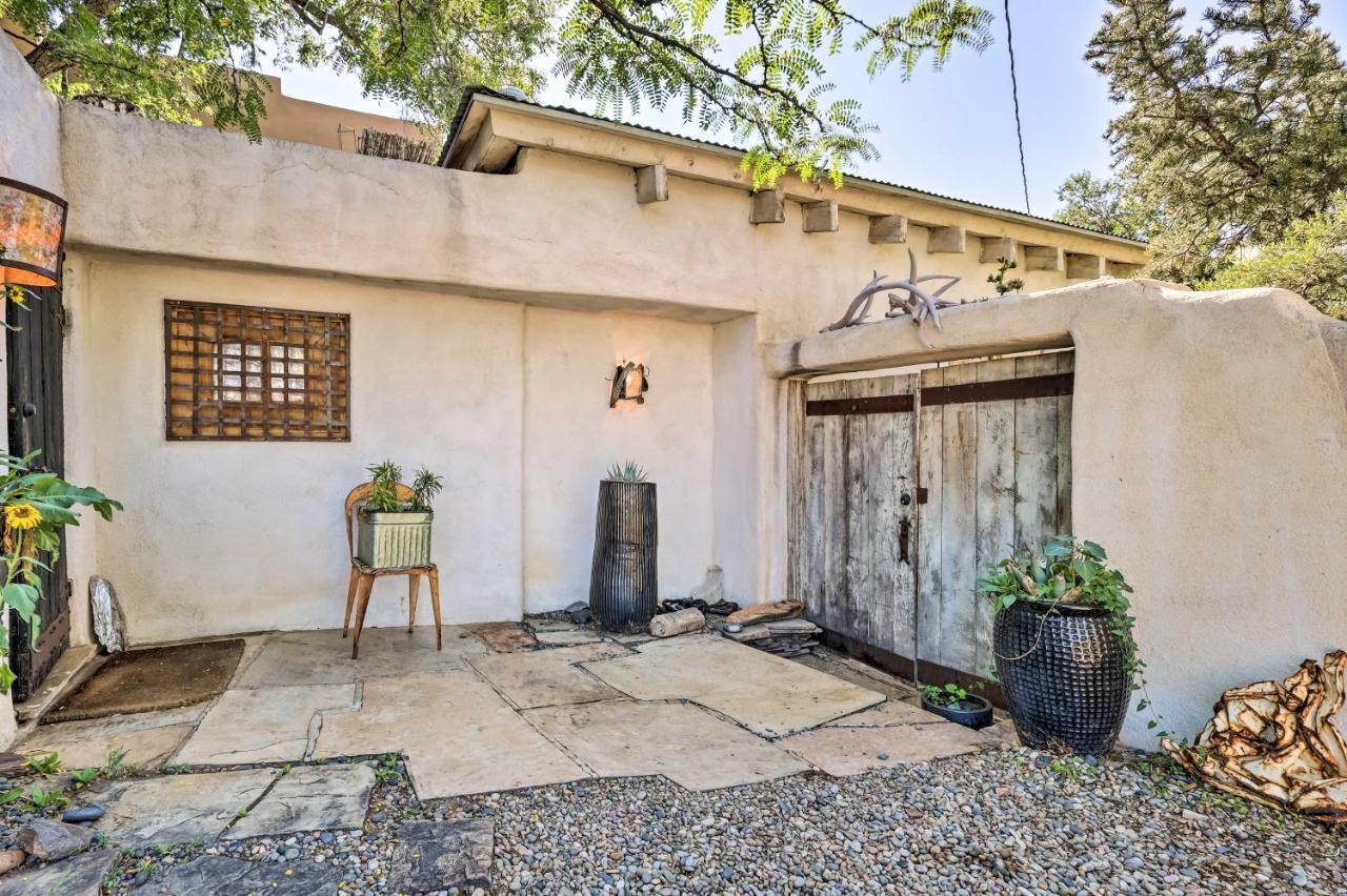 Adobe Studio 2 Blocks To Downtown Santa Fe Plaza! Extérieur photo