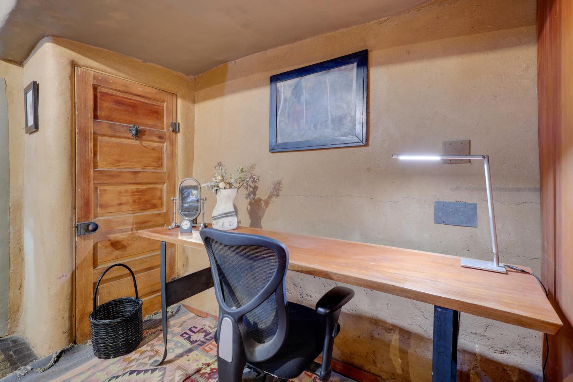 Adobe Studio 2 Blocks To Downtown Santa Fe Plaza! Extérieur photo
