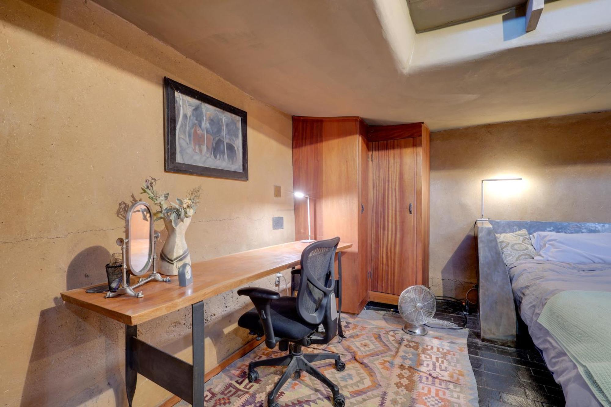 Adobe Studio 2 Blocks To Downtown Santa Fe Plaza! Extérieur photo